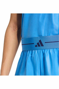 adidas pantalones y mallas cortas fitness mujer HYPERGLAM EMBOSS WOVEN 03