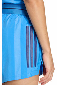 adidas pantalones y mallas cortas fitness mujer HYPERGLAM EMBOSS WOVEN vista detalle