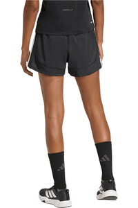 adidas pantalones y mallas cortas fitness mujer PACER WORKOUT WOVEN 2IN1 vista trasera