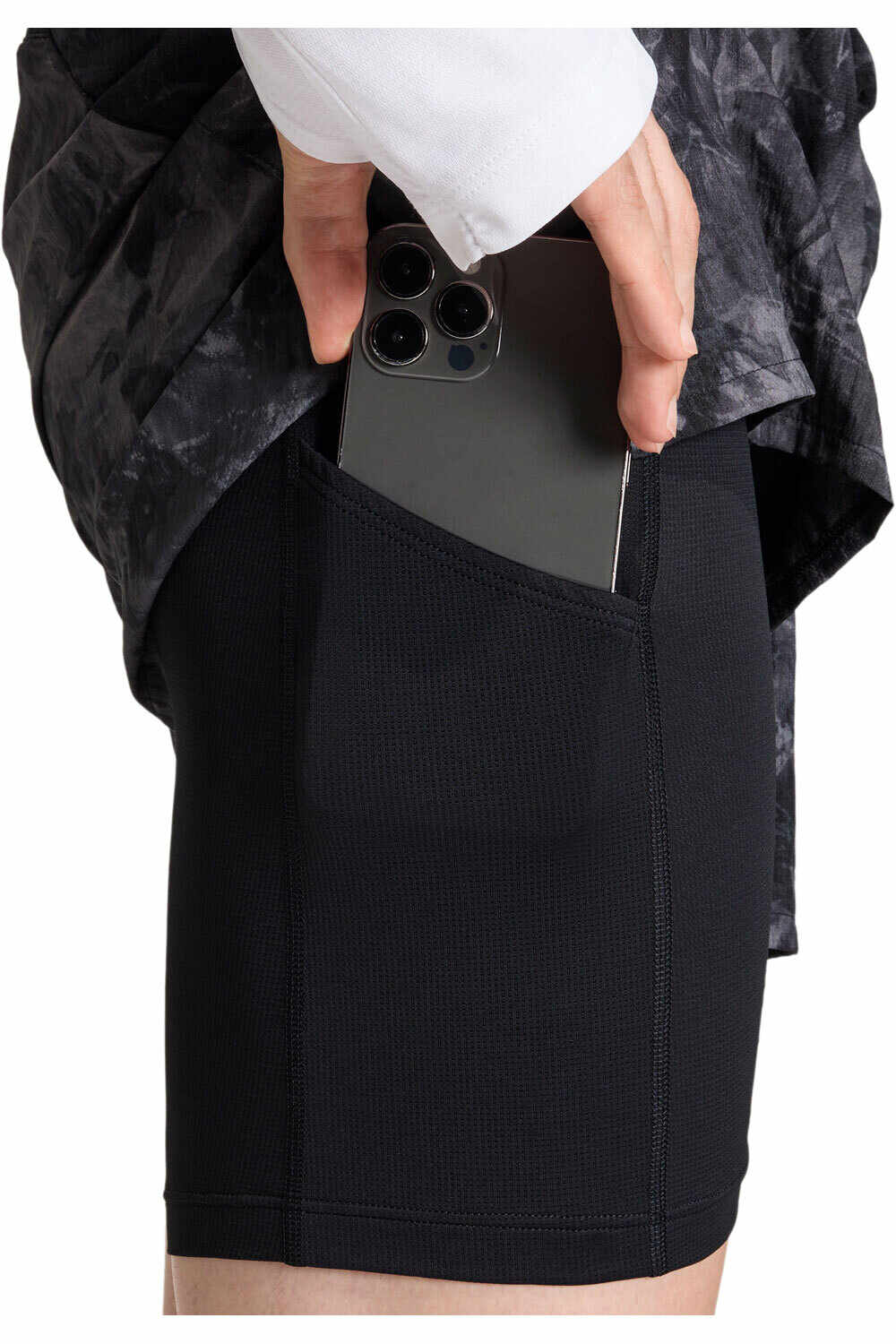 adidas pantaloneta técnica hombre ADI365 SPRAY DYE 2IN1 vista detalle