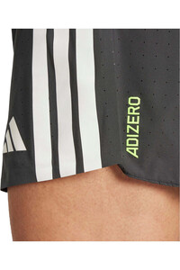 adidas pantaloneta técnica hombre ADIZERO vista detalle