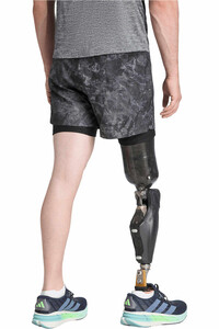 adidas pantaloneta técnica hombre OWN THE RUN SPRAY DYE vista trasera