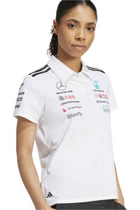 adidas polo manga corta mujer MERCEDES AMG PETRONAS F1 TEAM vista detalle
