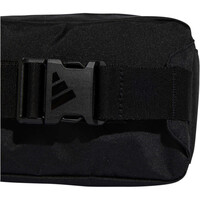 adidas riñonera LINEAR 05