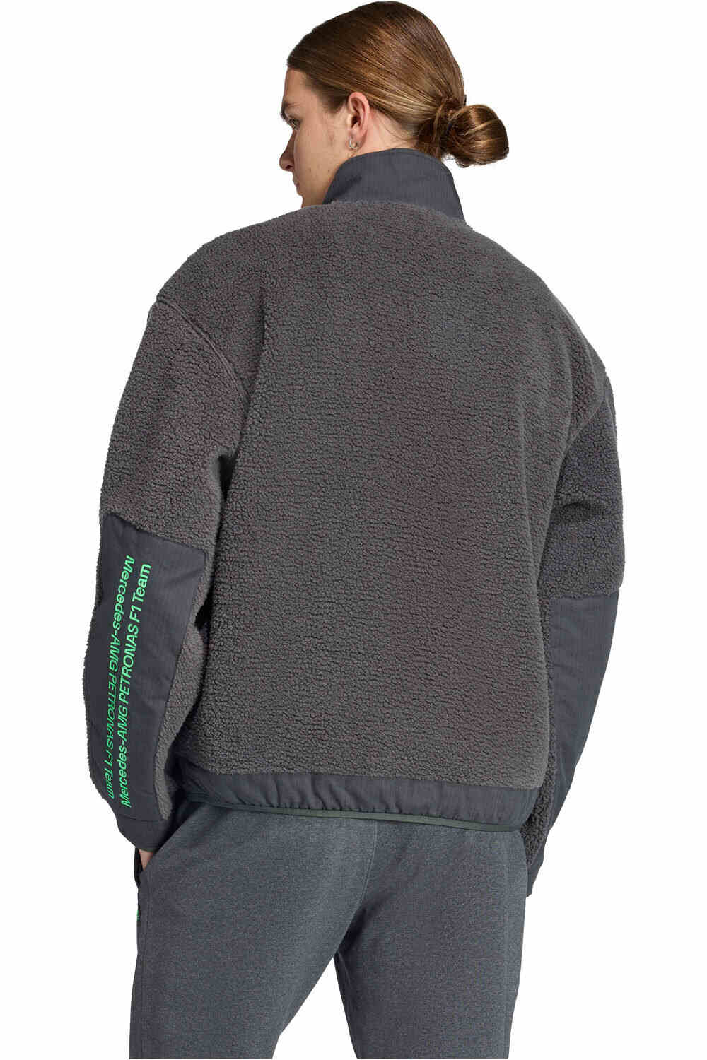 adidas sudadera hombre MERCEDES - AMG PETRONAS FORMULA 1 vista trasera
