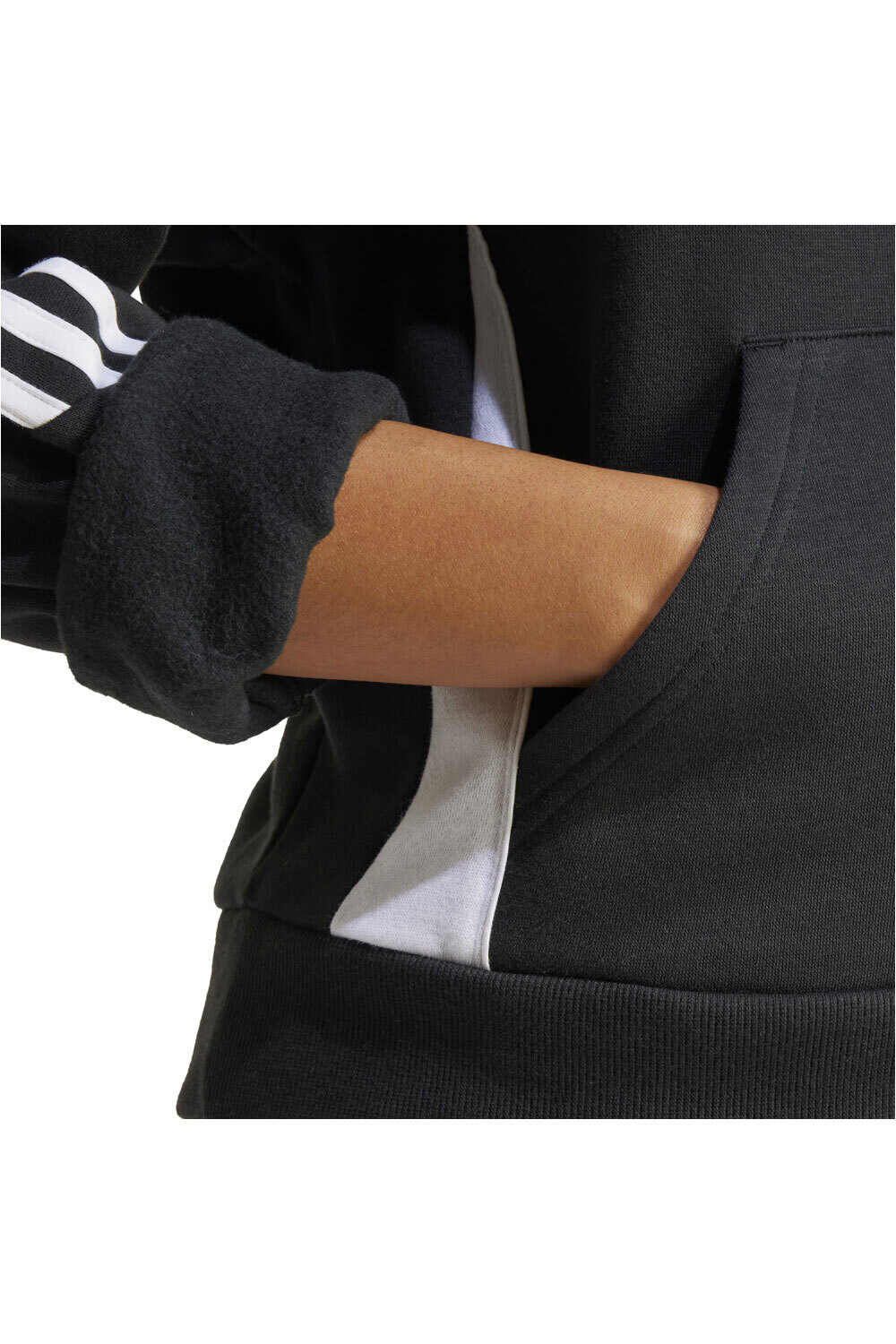 adidas sudadera mujer TIRO24 SWHOODW vista detalle