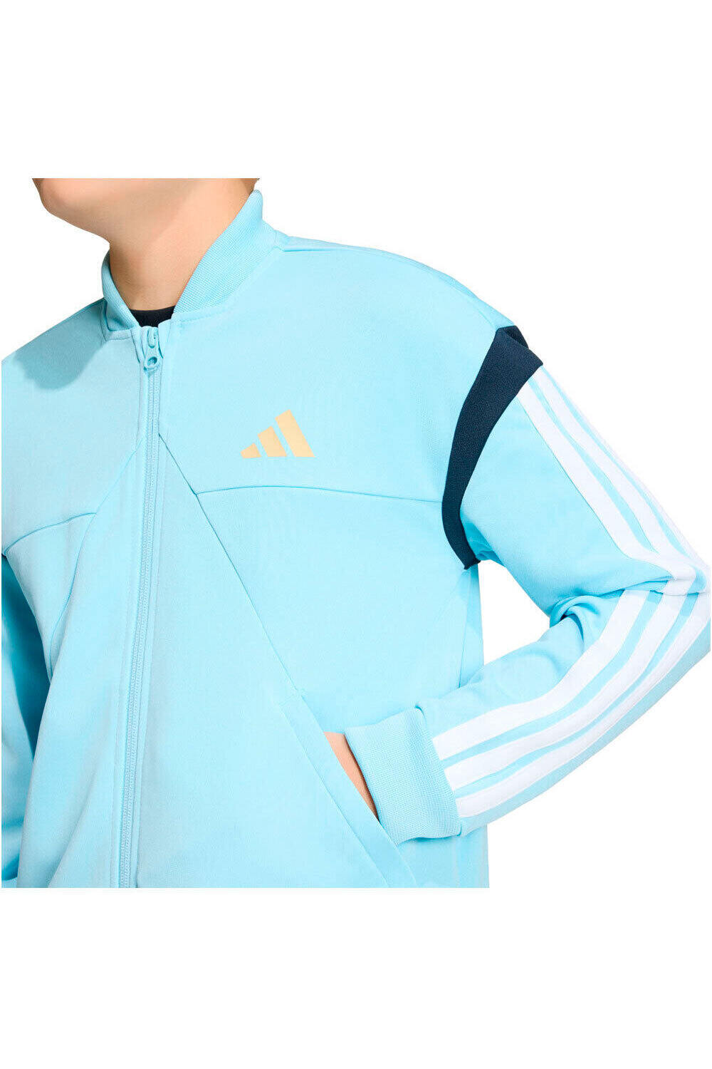 adidas sudadera niño HOUSE OF TIRO vista detalle