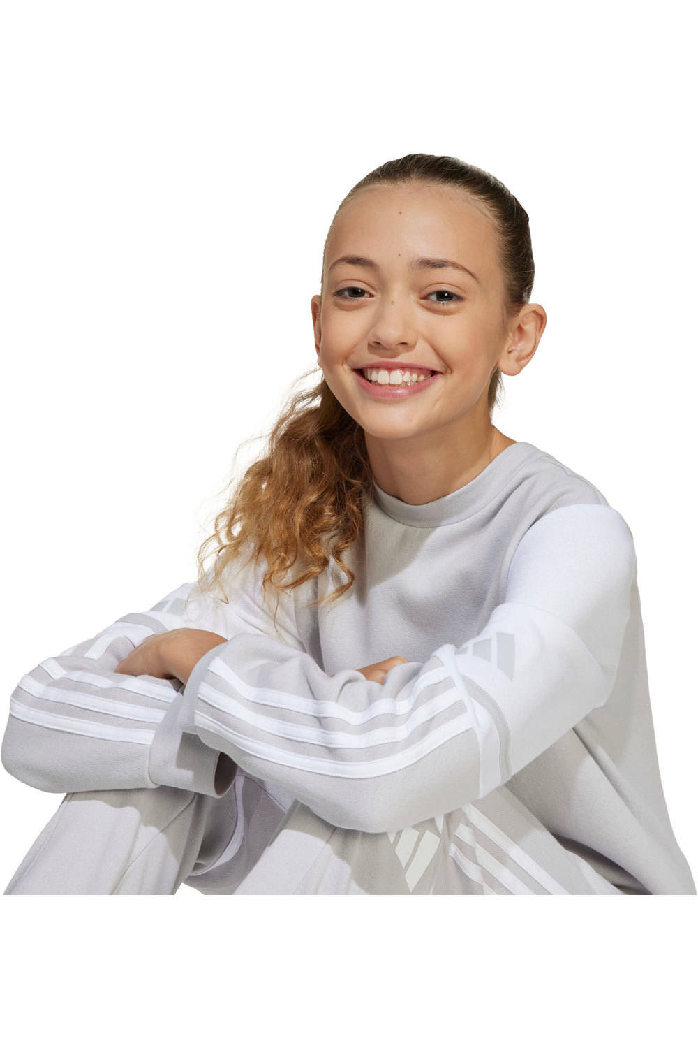 adidas sudadera niño SQ25 SW CREW Y vista detalle