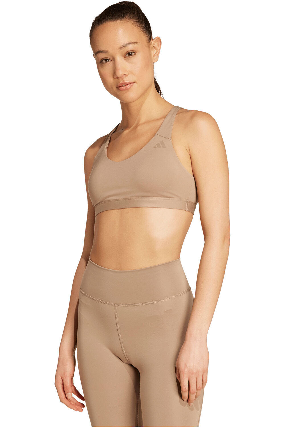 adidas sujetadores deportivos IMPACTO MEDIO ALL ME ESSENTIALS vista frontal