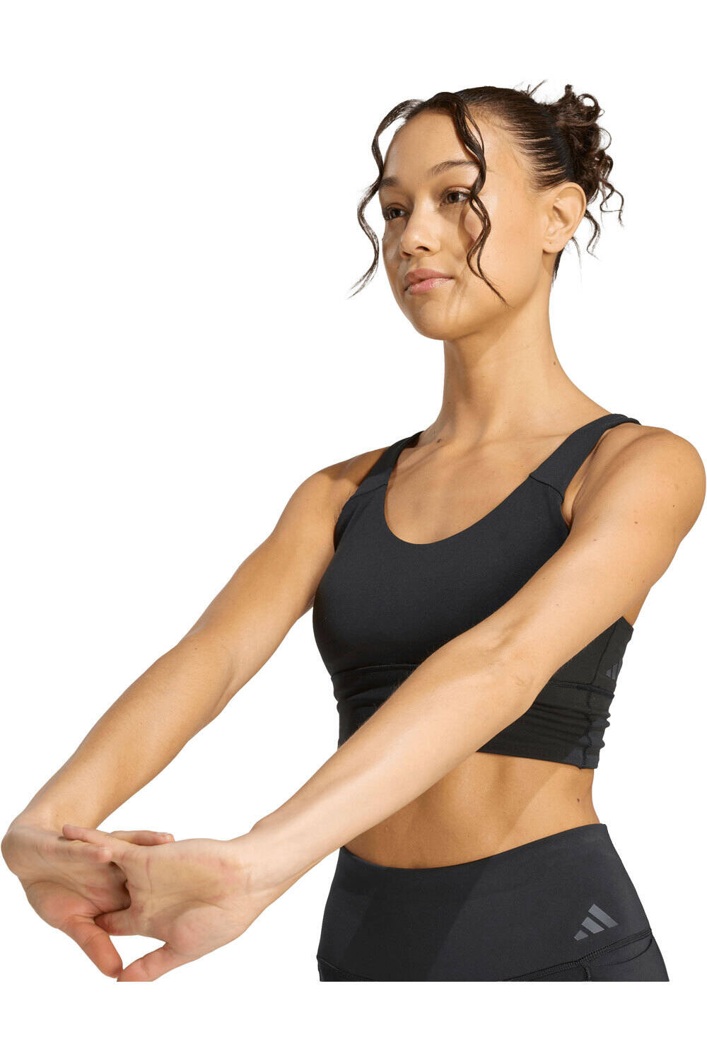 adidas sujetadores deportivos STUDIO ALL ME vista detalle