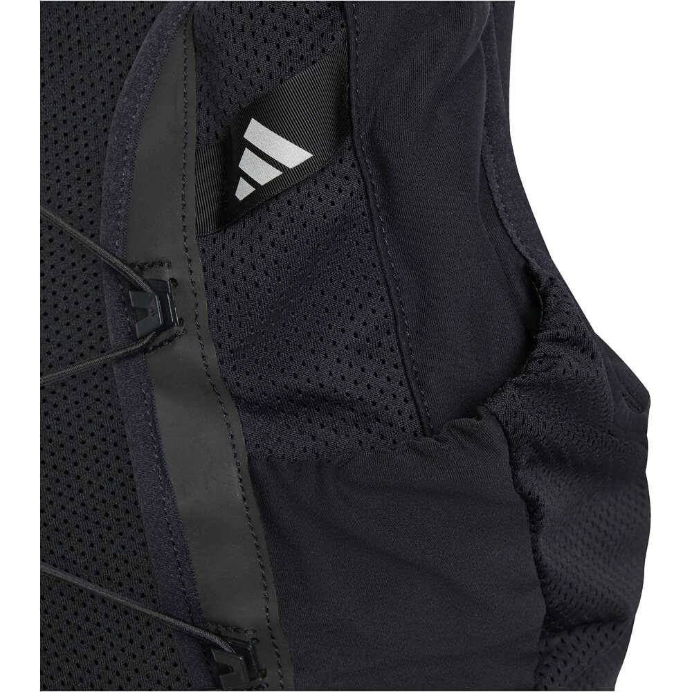 adidas varios running RUN VEST 03
