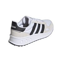 adidas zapatilla moda hombre RUN 84 vista trasera