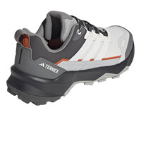 adidas zapatilla trekking mujer TERREX SKYCHASER AX5 vista trasera