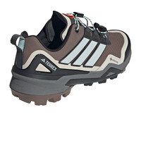 adidas zapatilla trekking mujer TERREX SKYCHASER GTX W vista trasera