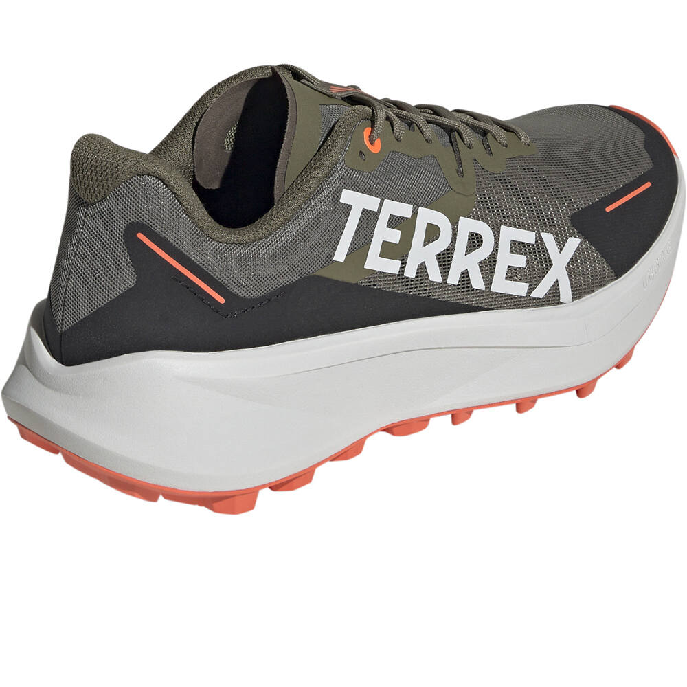 adidas zapatillas trail hombre TERREX AGRAVIC 3 vista trasera