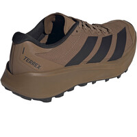 adidas zapatillas trail hombre TERREX AGRAVIC 4 vista trasera