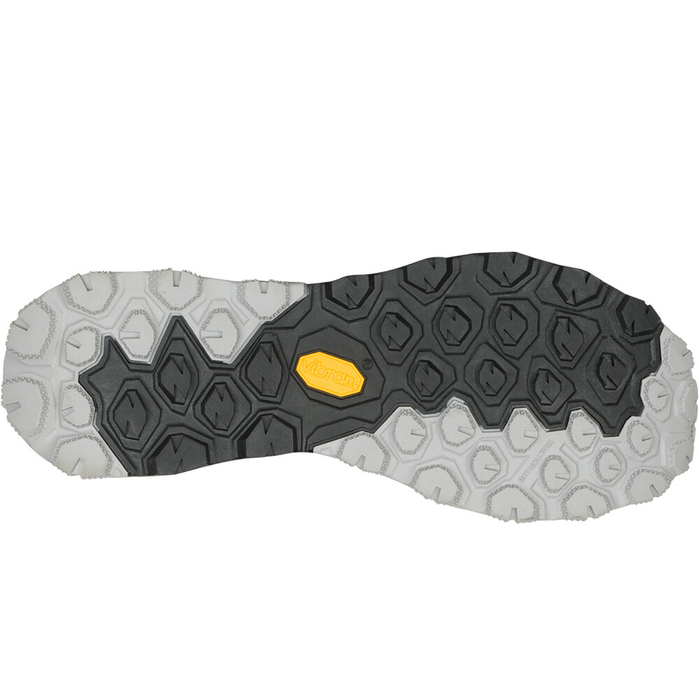 Aku bota trekking mujer FLYROCK MID GTX W'S vista trasera