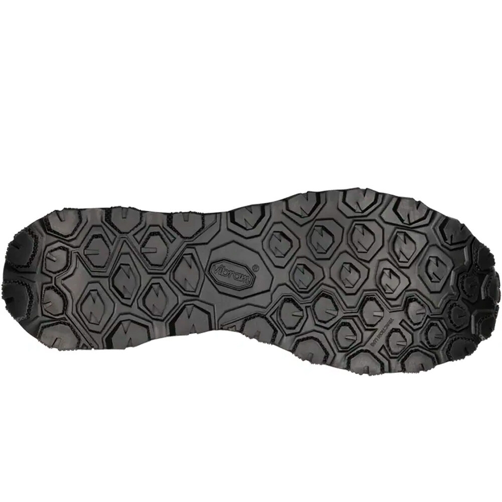 Aku zapatilla trekking hombre FLYROCK T vista trasera