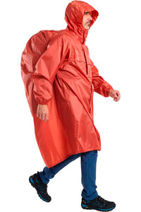 Altus poncho montaña ATMOSPHERIC J30 01