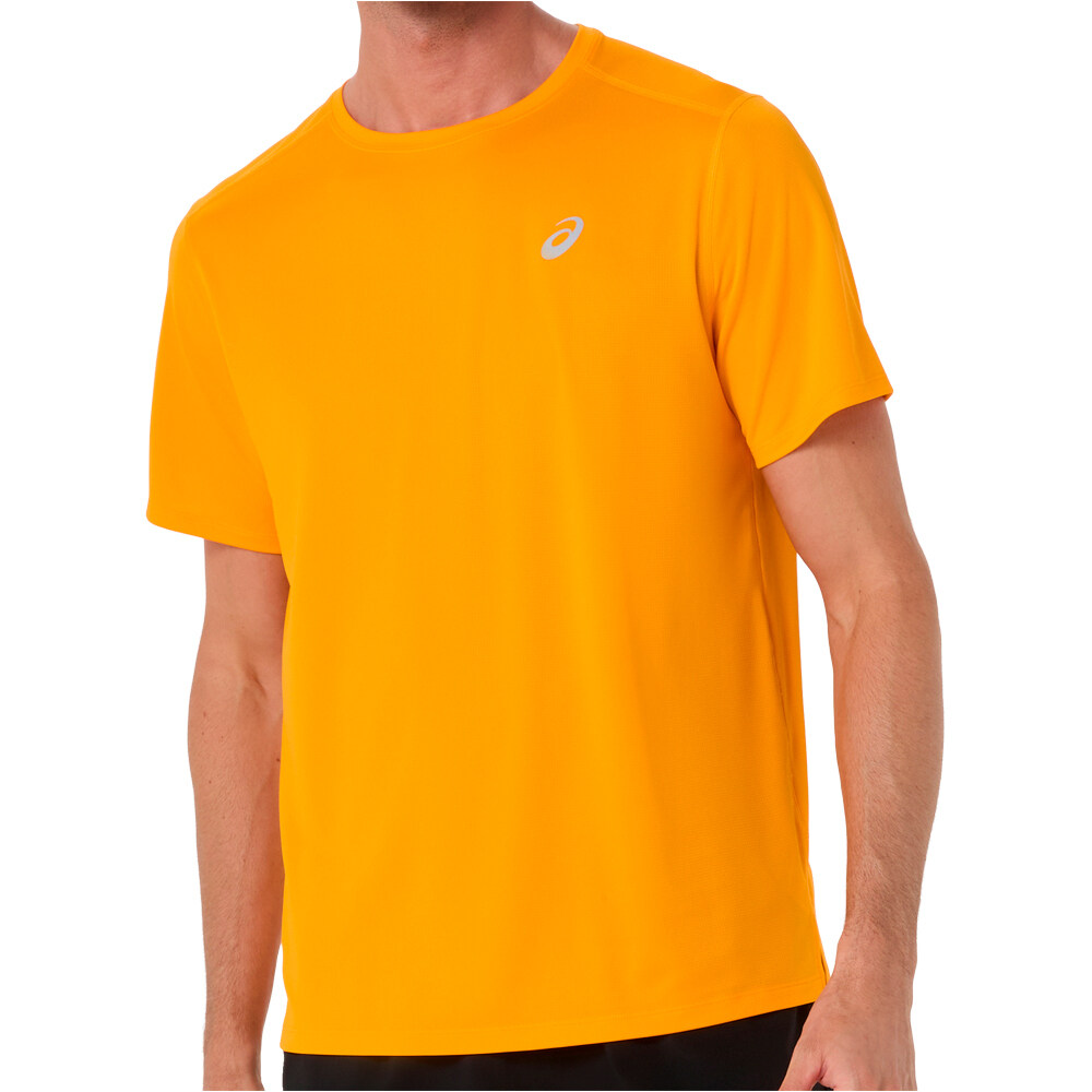 Asics camiseta técnica manga corta hombre ASICS CORE SS TOP vista frontal