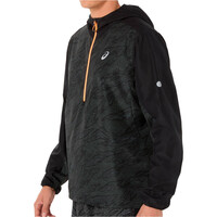 Asics CHAQUETA TRAIL RUNNING HOMBRE FUJITRAIL PACKABLE WINDBREAKER vista detalle