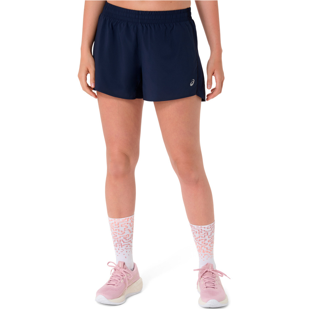 Asics pantalón running mujer ASICS CORE 4IN SHORT vista frontal