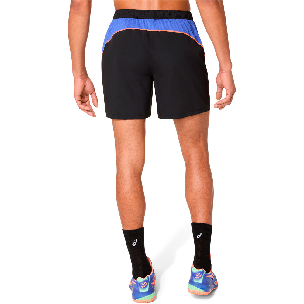 Asics pantalón tenis hombre PADEL COURT 7IN SHORT NEAZ vista trasera