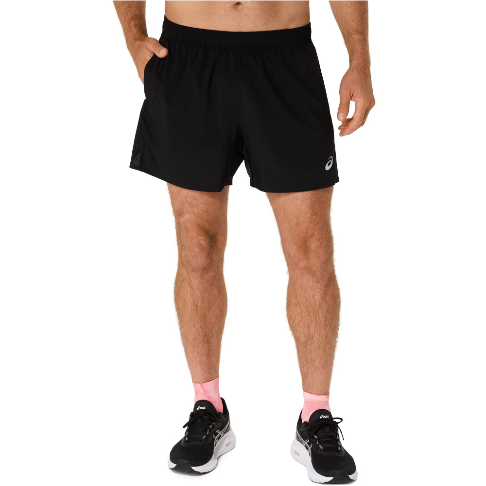 Asics pantaloneta técnica hombre ASICS CORE 5IN SHORT vista frontal
