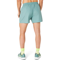 Asics pantaloneta técnica hombre CORE 5IN SHORT vista trasera