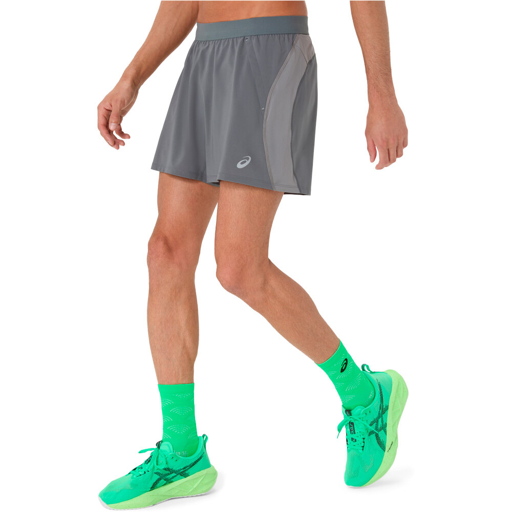 Asics pantaloneta técnica hombre ROAD 5IN SHORT vista detalle