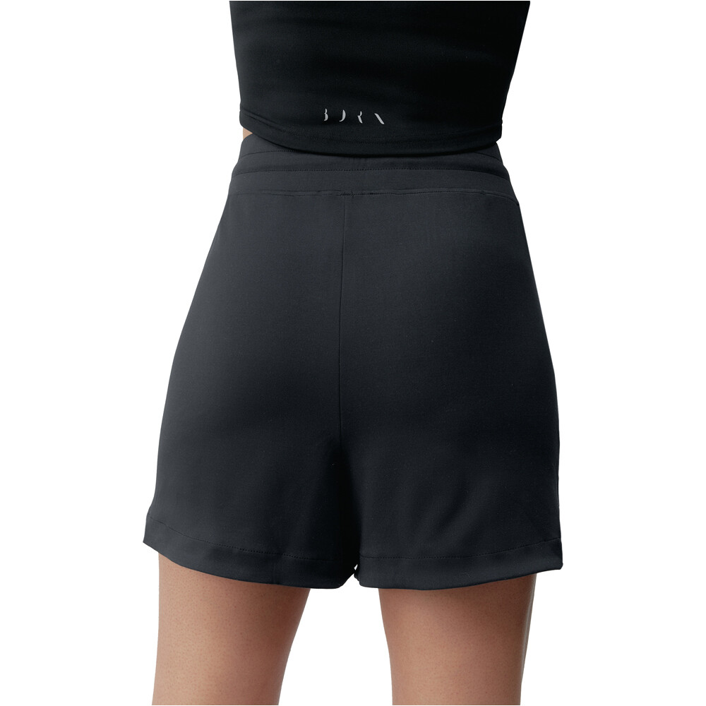 Born Living Yoga bermuda mujer Short Leila vista trasera