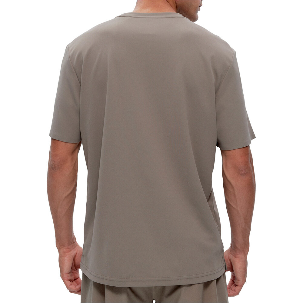 Born Living Yoga camiseta fitness hombre Dan vista trasera