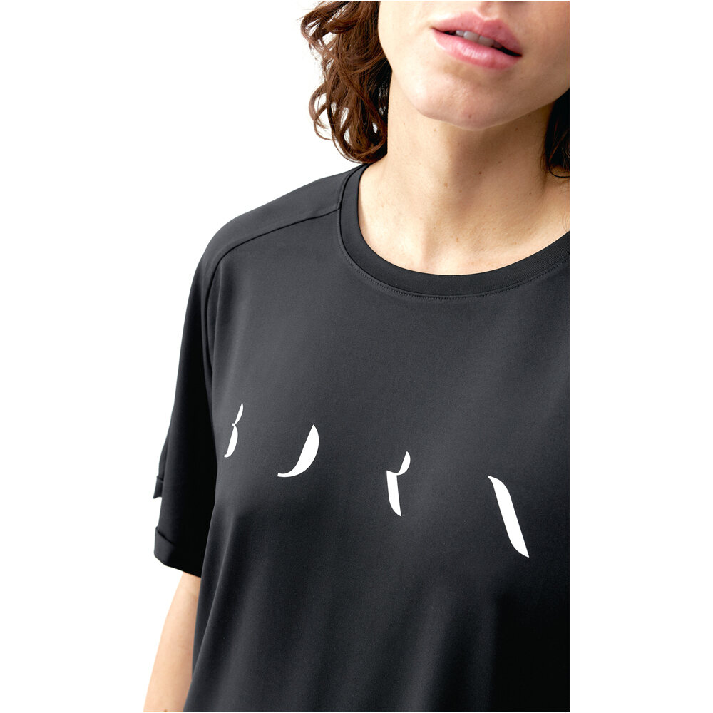 Born Living Yoga camiseta manga corta mujer Vero vista detalle