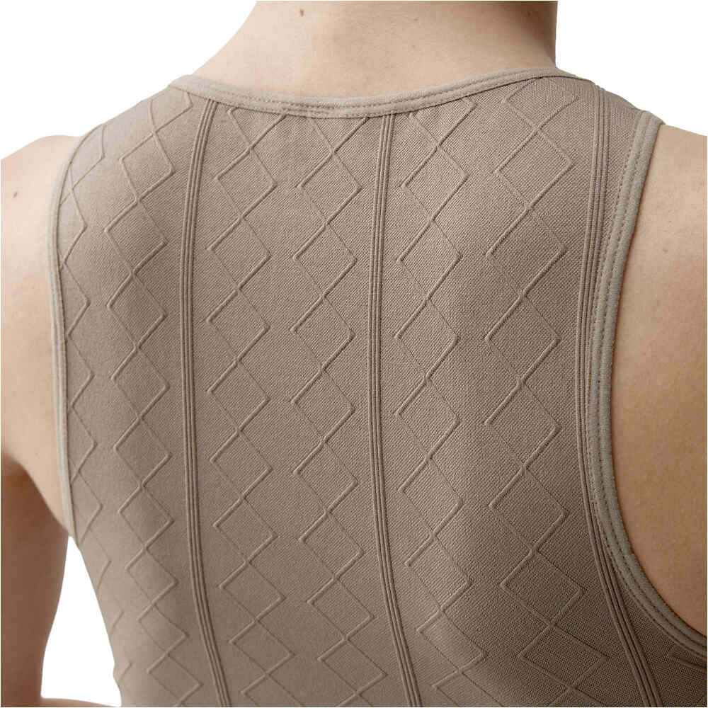 Born Living Yoga Camiseta Tirantes Yoga Ares 03