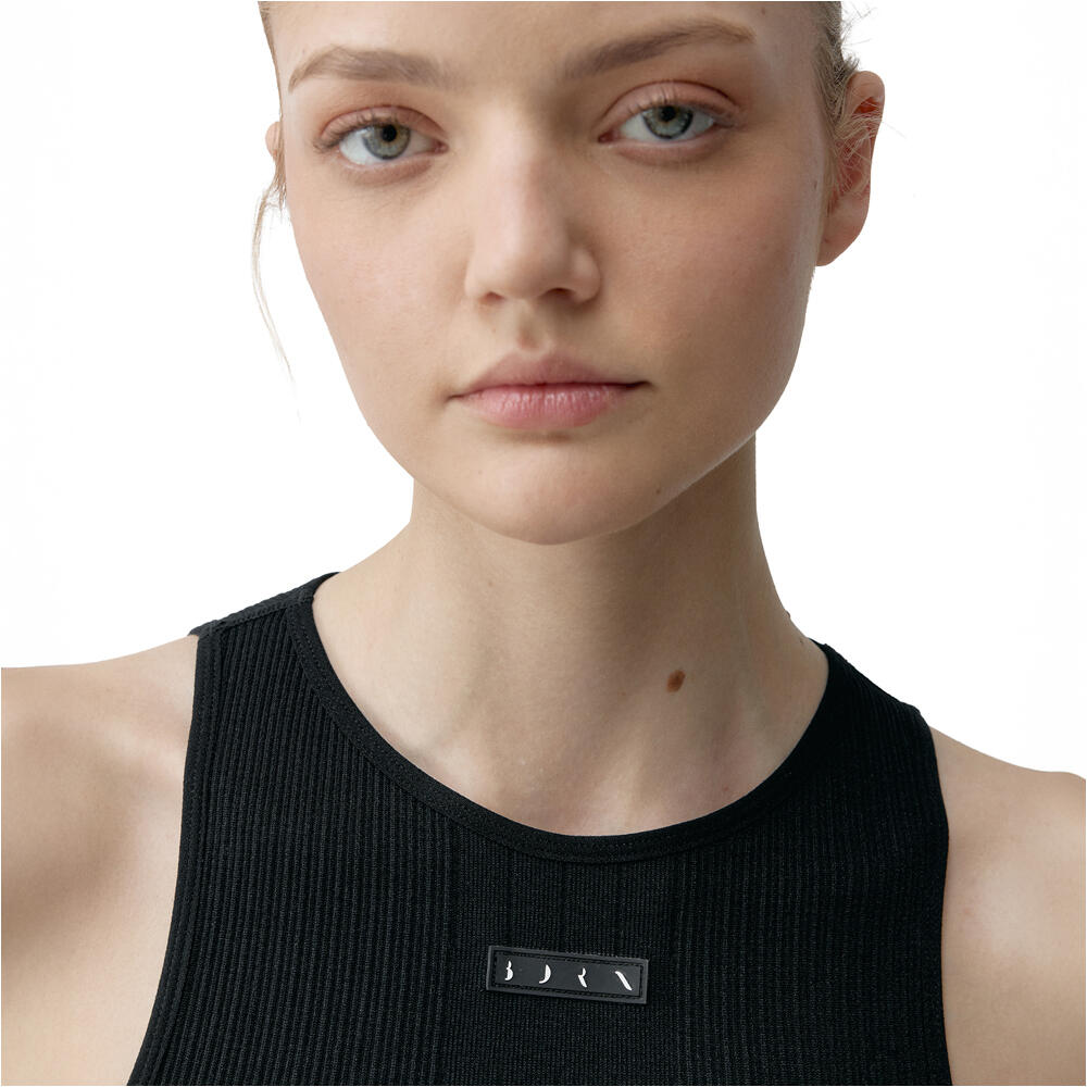 Born Living Yoga Camiseta Tirantes Yoga T-shirt Nora vista detalle