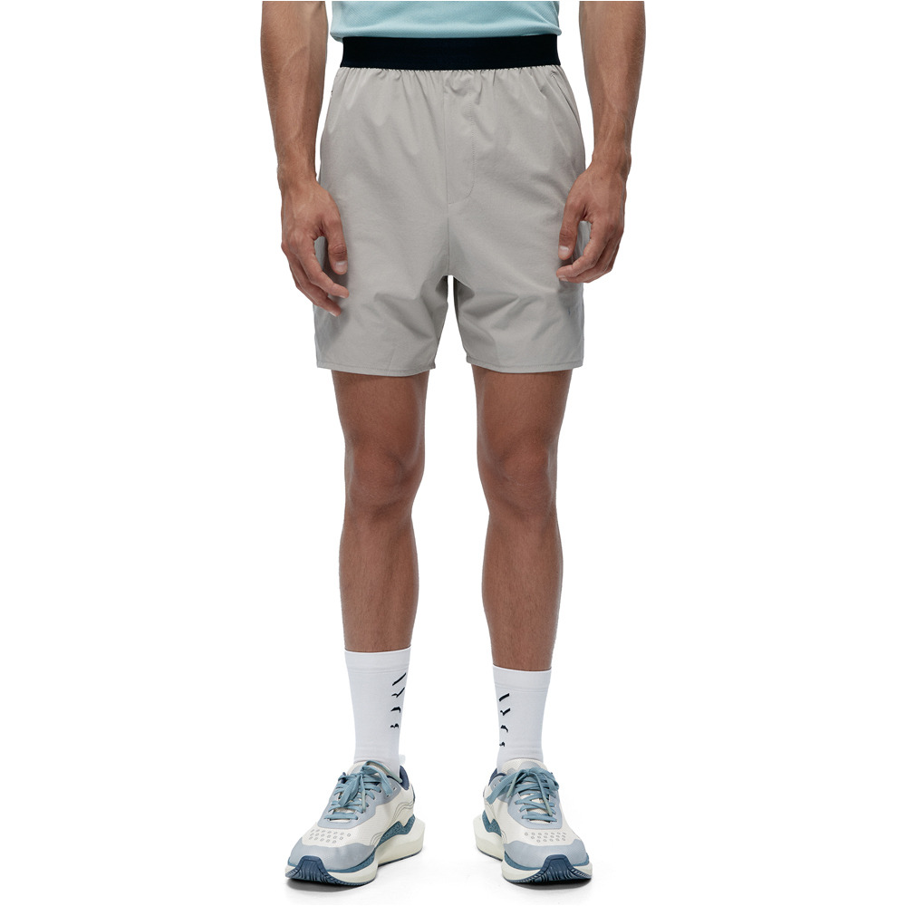 Born Living Yoga pantalón corto fitness hombre Malaui vista frontal