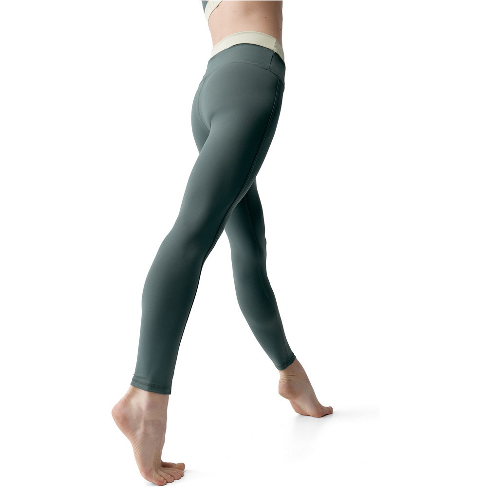 Born Living Yoga Pantalon Largo Yoga Fiorella 03