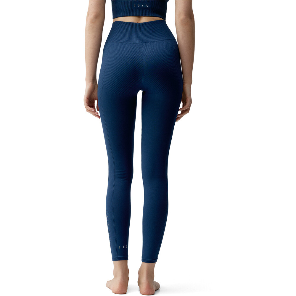 Born Living Yoga Pantalon Largo Yoga India vista trasera