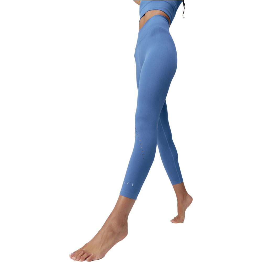 Born Living Yoga Pantalon Largo Yoga Legging Alana vista frontal