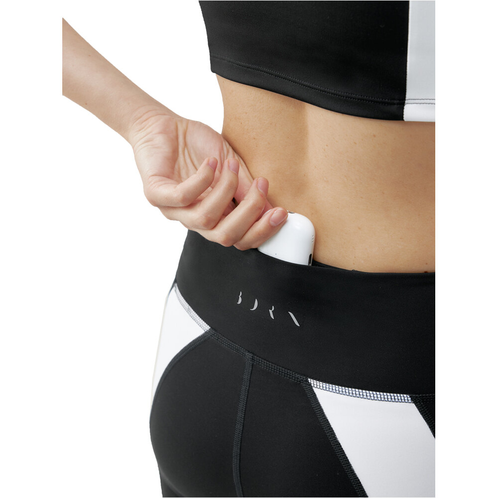 Born Living Yoga Pantalon Largo Yoga Legging Bindi vista detalle