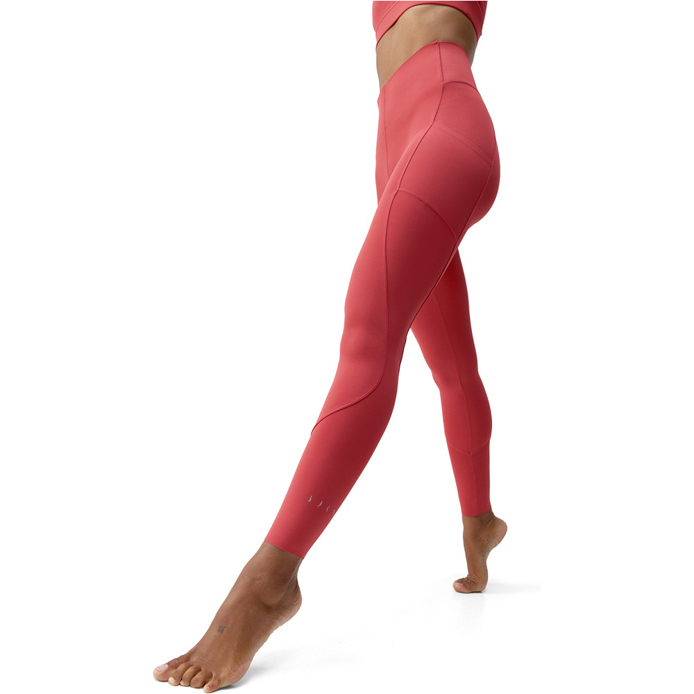 Born Living Yoga Pantalon Largo Yoga Legging Denise vista frontal