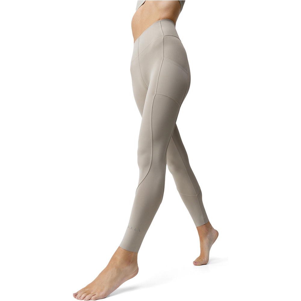 Born Living Yoga Pantalon Largo Yoga Legging Denise vista frontal