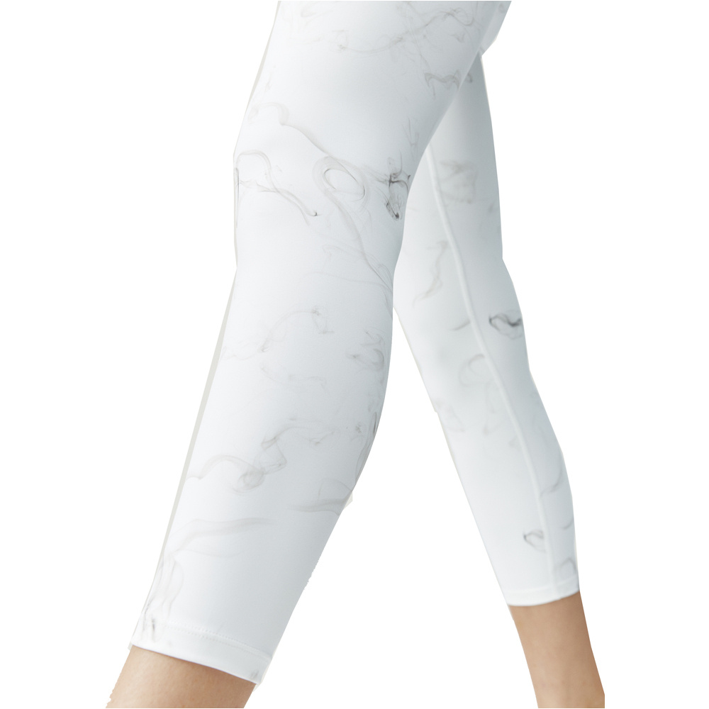 Born Living Yoga Pantalon Largo Yoga Legging Helio vista detalle