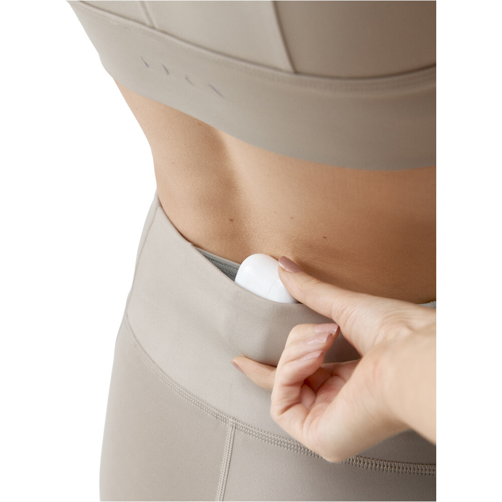 Born Living Yoga Pantalon Largo Yoga Legging Maan vista detalle