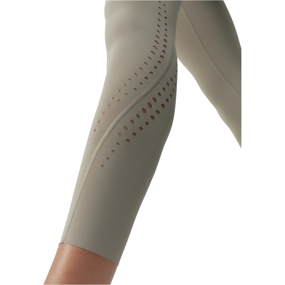 Born Living Yoga Pantalon Largo Yoga Legging Zenda vista detalle