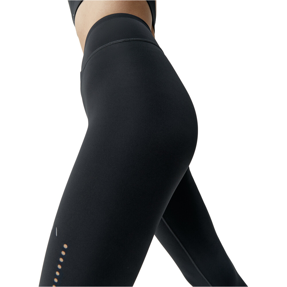Born Living Yoga Pantalon Largo Yoga Nara vista detalle