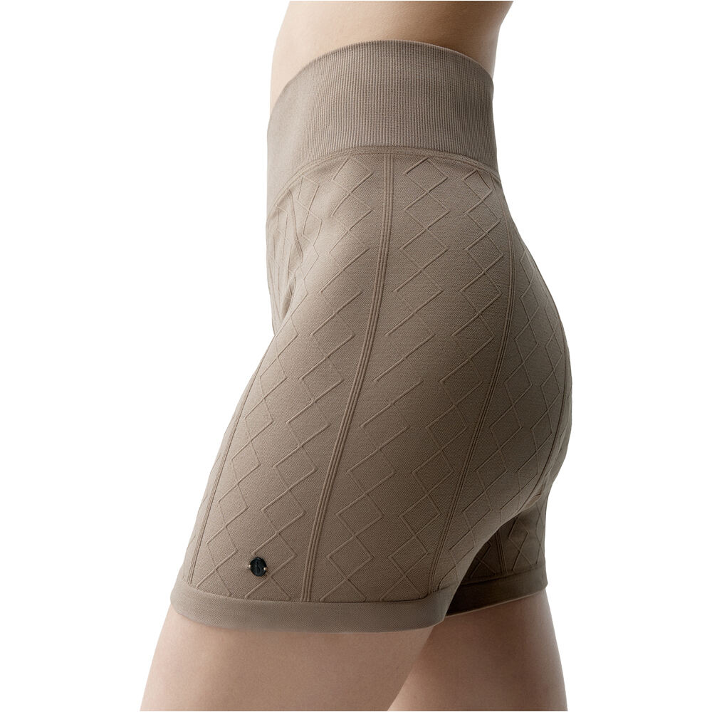 Born Living Yoga pantalones yoga Ares vista detalle