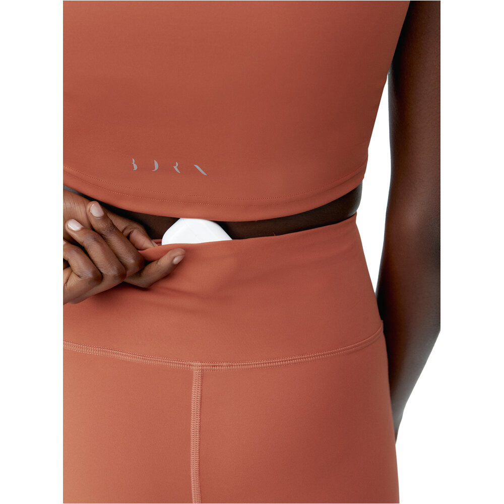 Born Living Yoga pantalones yoga Short Sayani 03