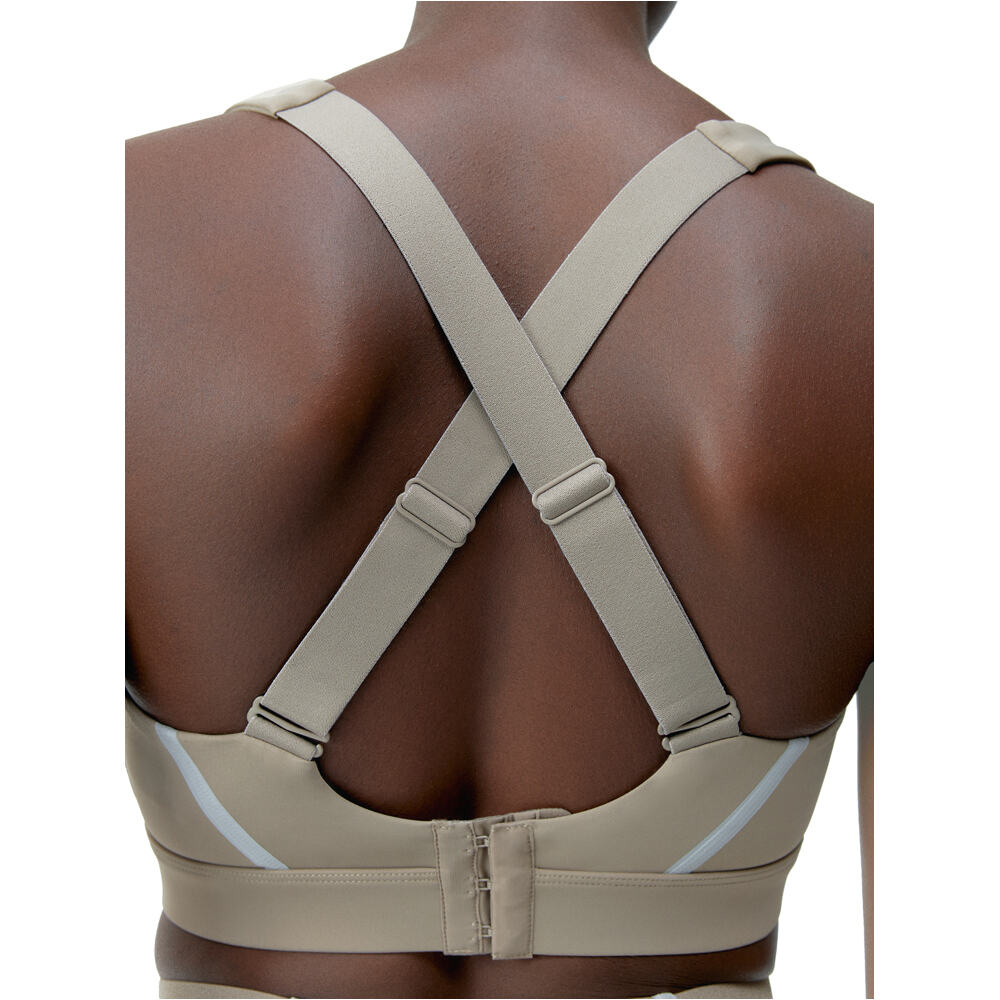 Born Living Yoga Sujetador Yoga Top Luna 03