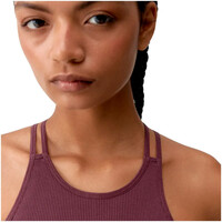 Born Living Yoga Sujetador Yoga Top Naia vista detalle